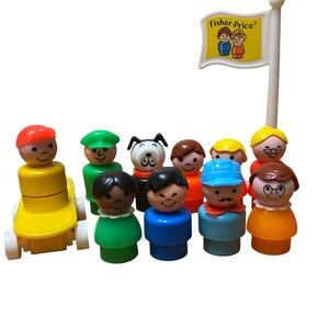 Vintage Fisher Price Little People Skateboard w/ Lot of 10HTF/Rare Little People